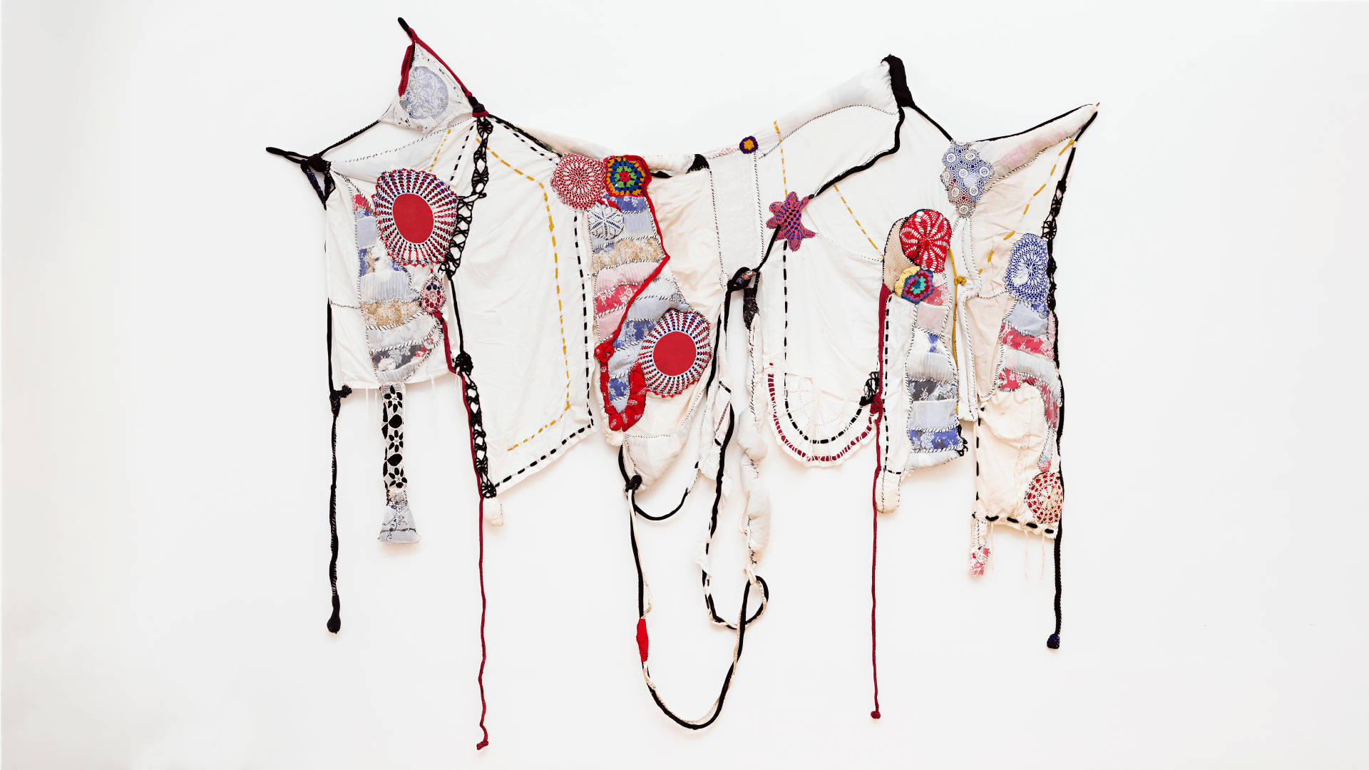 Magia (Pano series) by Sonia Gomes