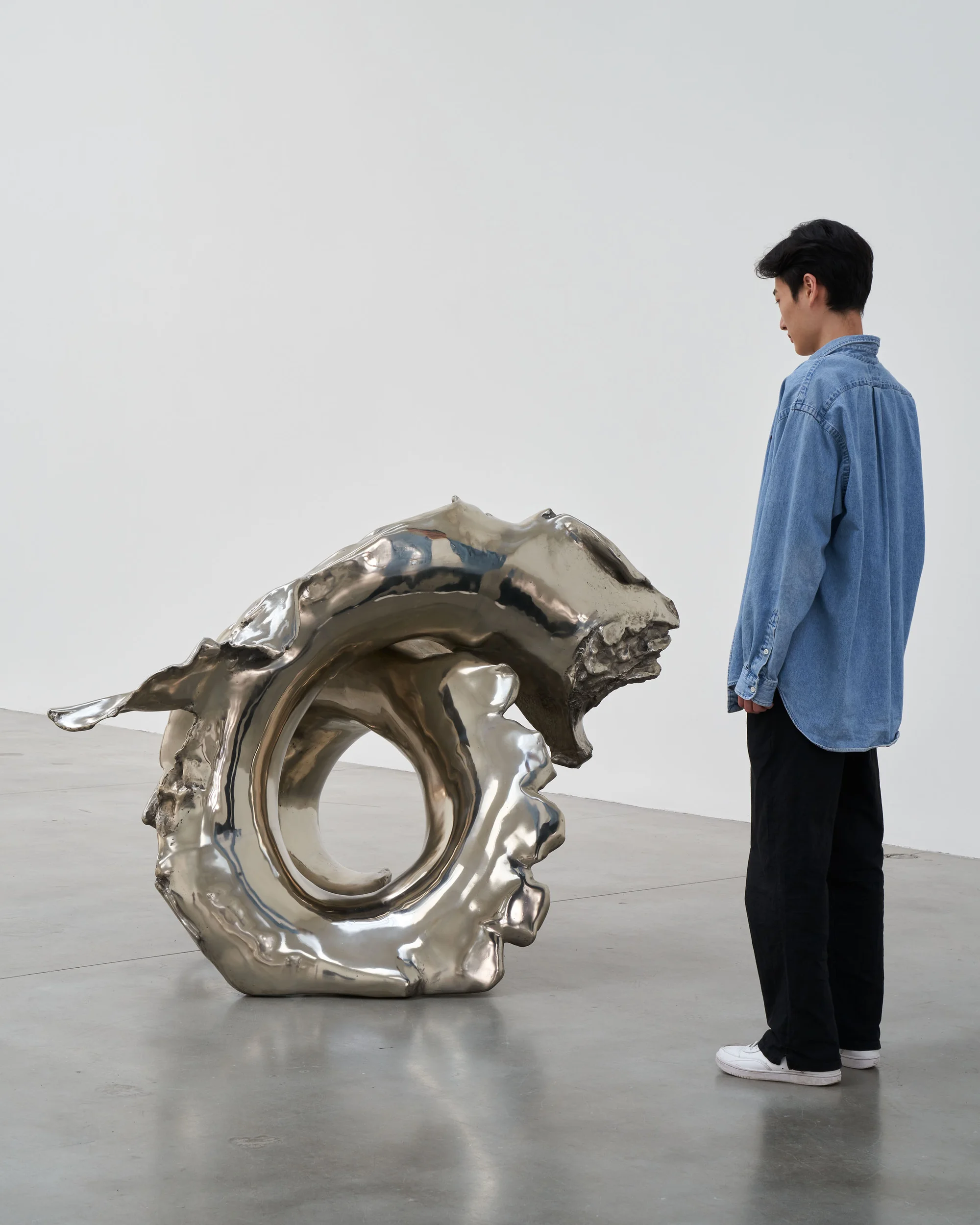 Elephant: First Foot Forward by Lynda Benglis
