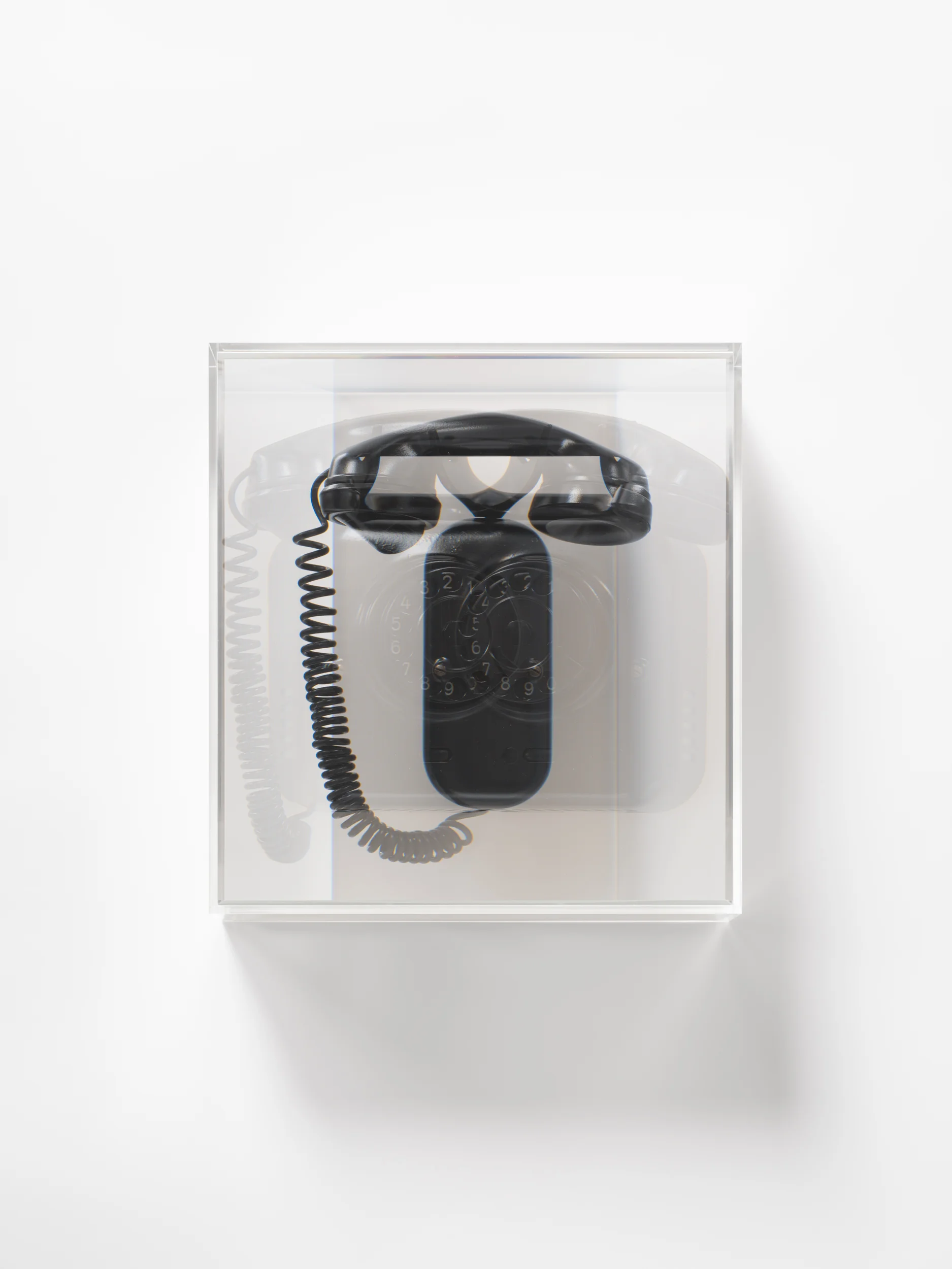 Prism [Telephone] by Kohei Nawa