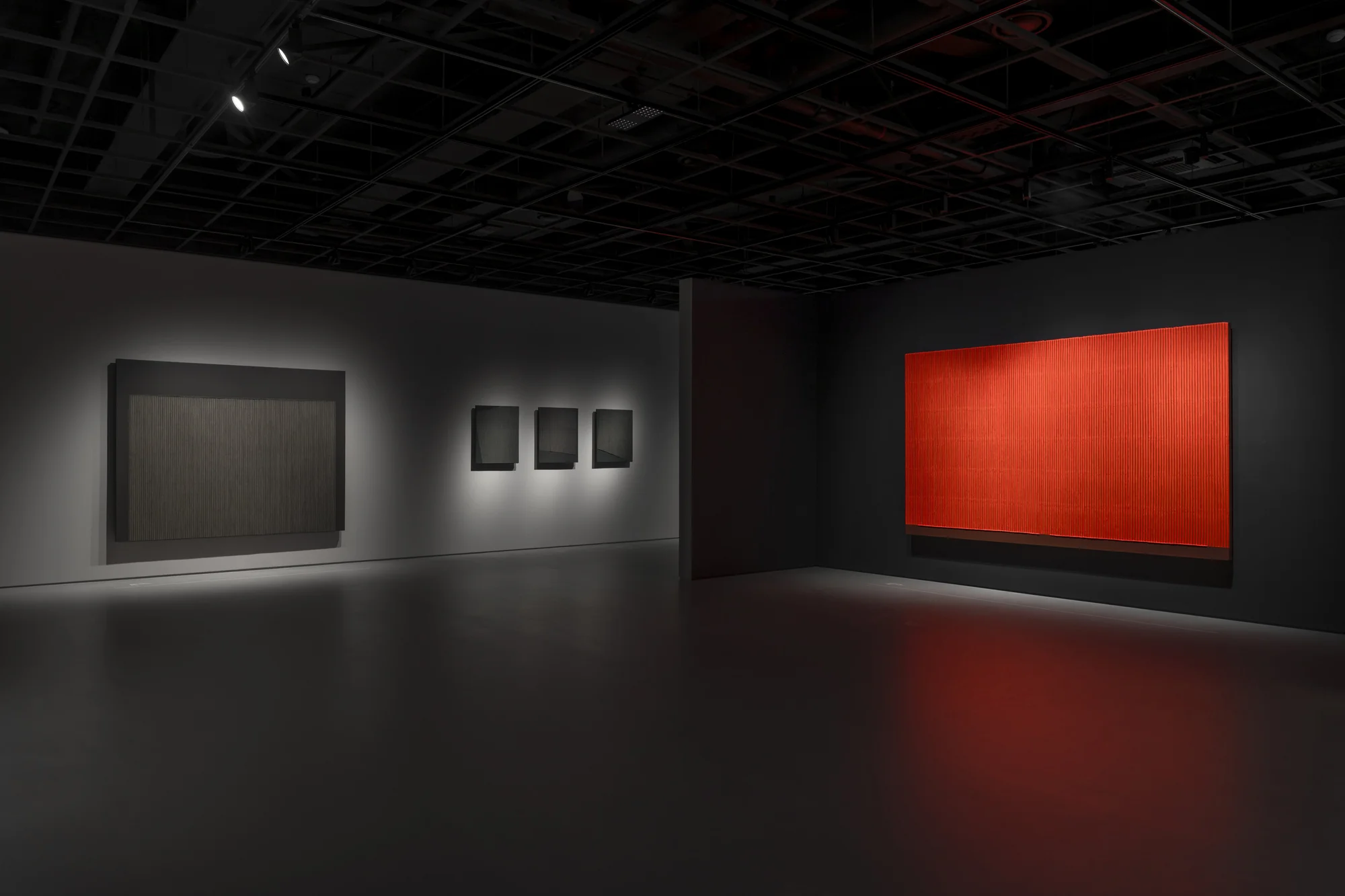 Installation view of Park Seo-Bo & Huong Dodinh: Emptiness Fullness at the Park Seo-Bo Museum