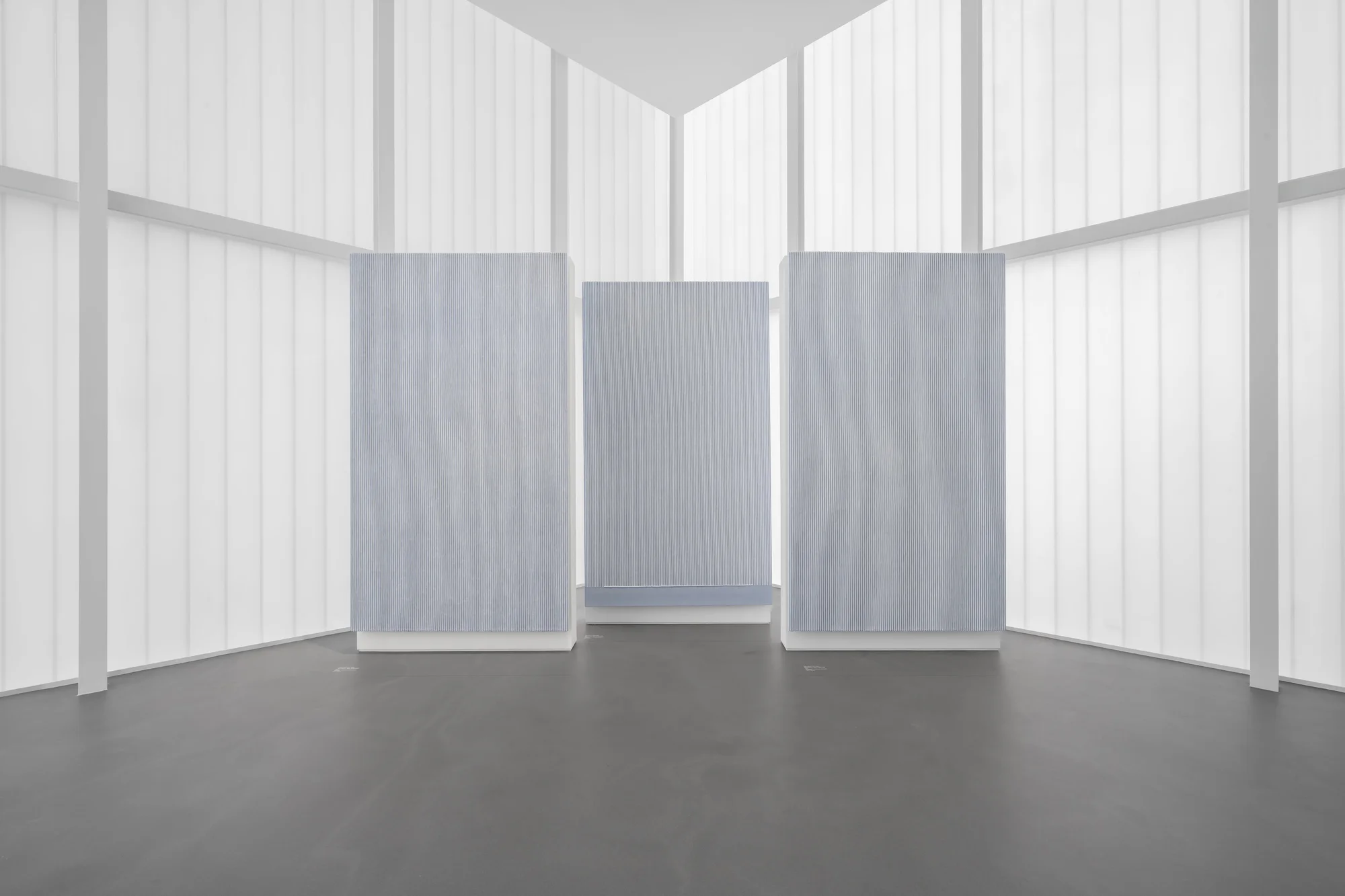 Installation view of Park Seo-Bo & Huong Dodinh: Emptiness Fullness at the Park Seo-Bo Museum