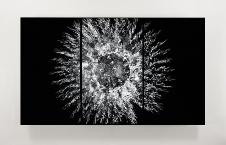 Leo Villareal — Corona