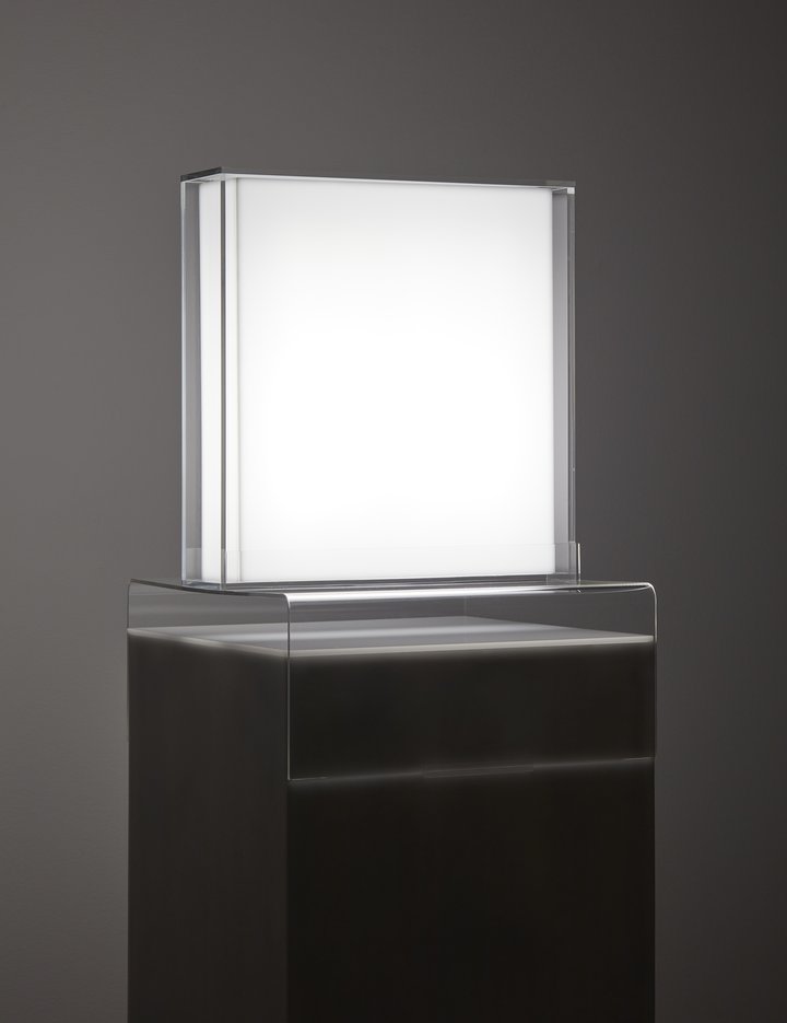 Mary Corse — Untitled (Electric Light)