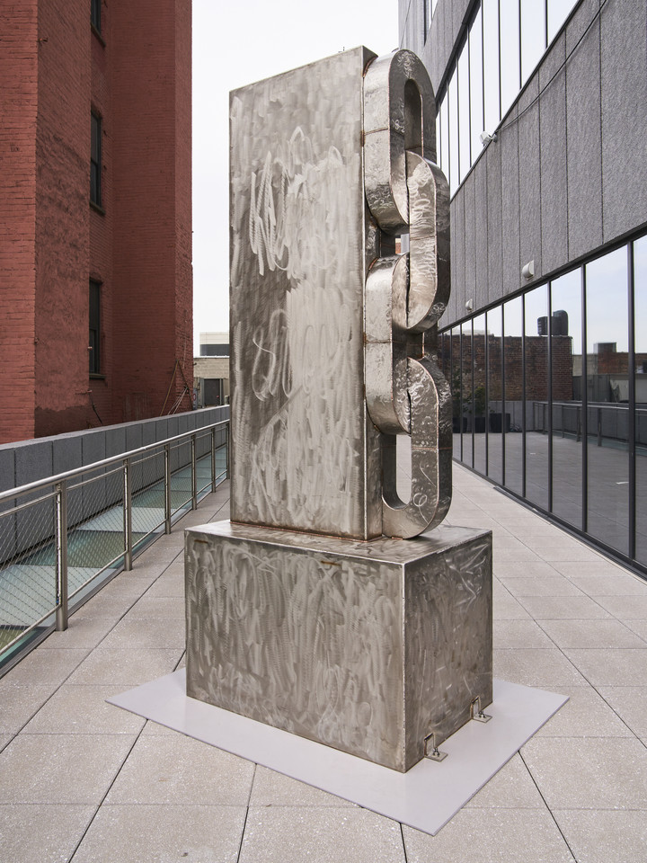 Melvin Edwards — Straighten Up to Contemplate