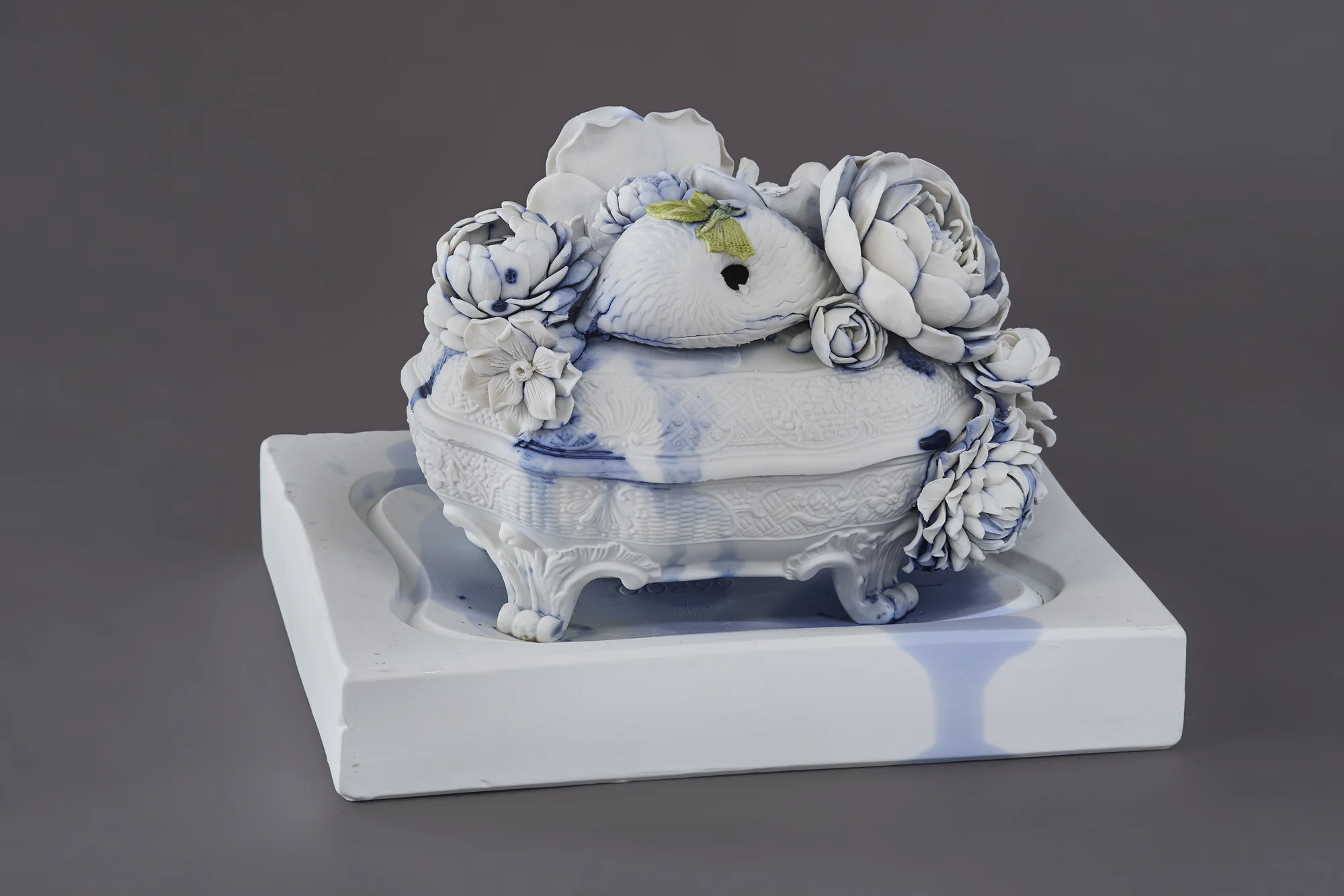 Overflowing by Arlene Shechet