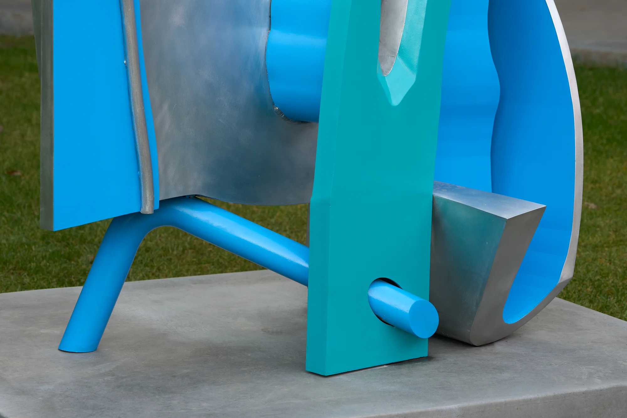 Installation view of Big Sister by Arlene Shechet