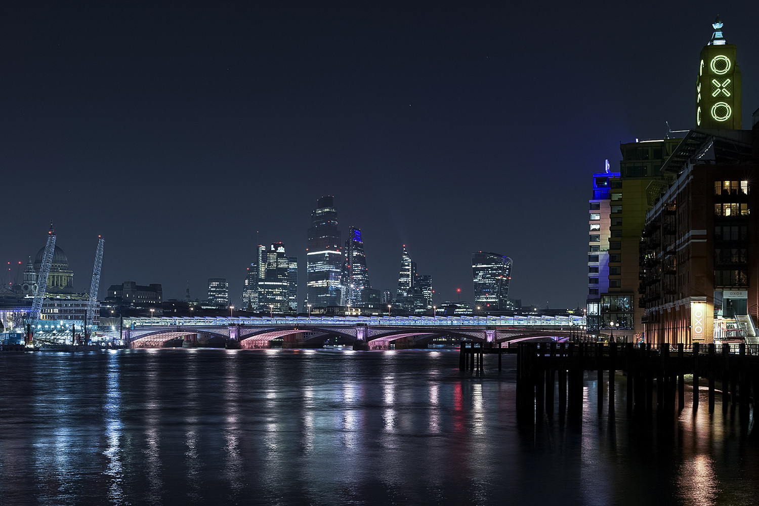 Blackfriars Bridge_Illuminated River © James Newton.jpg