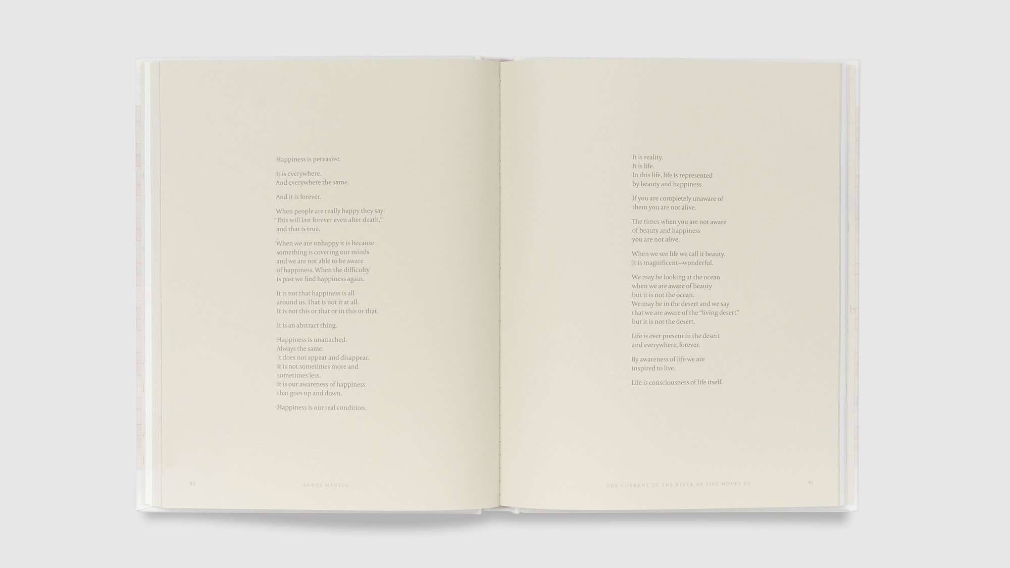Catalogues_2021_MARTIN_TheDistillationOfColor_v03_03_16x9.jpg