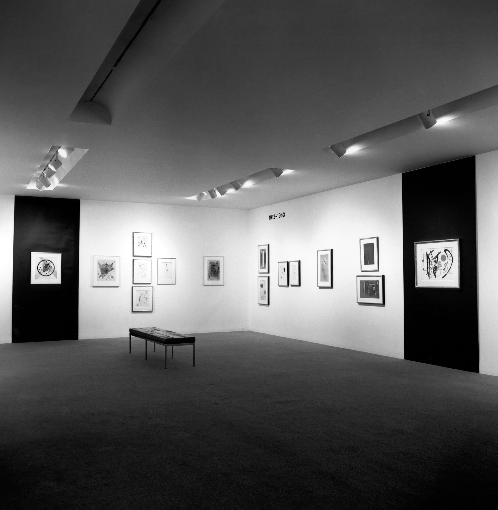 KANDINSKY_inst_1973_v02 copy.jpg