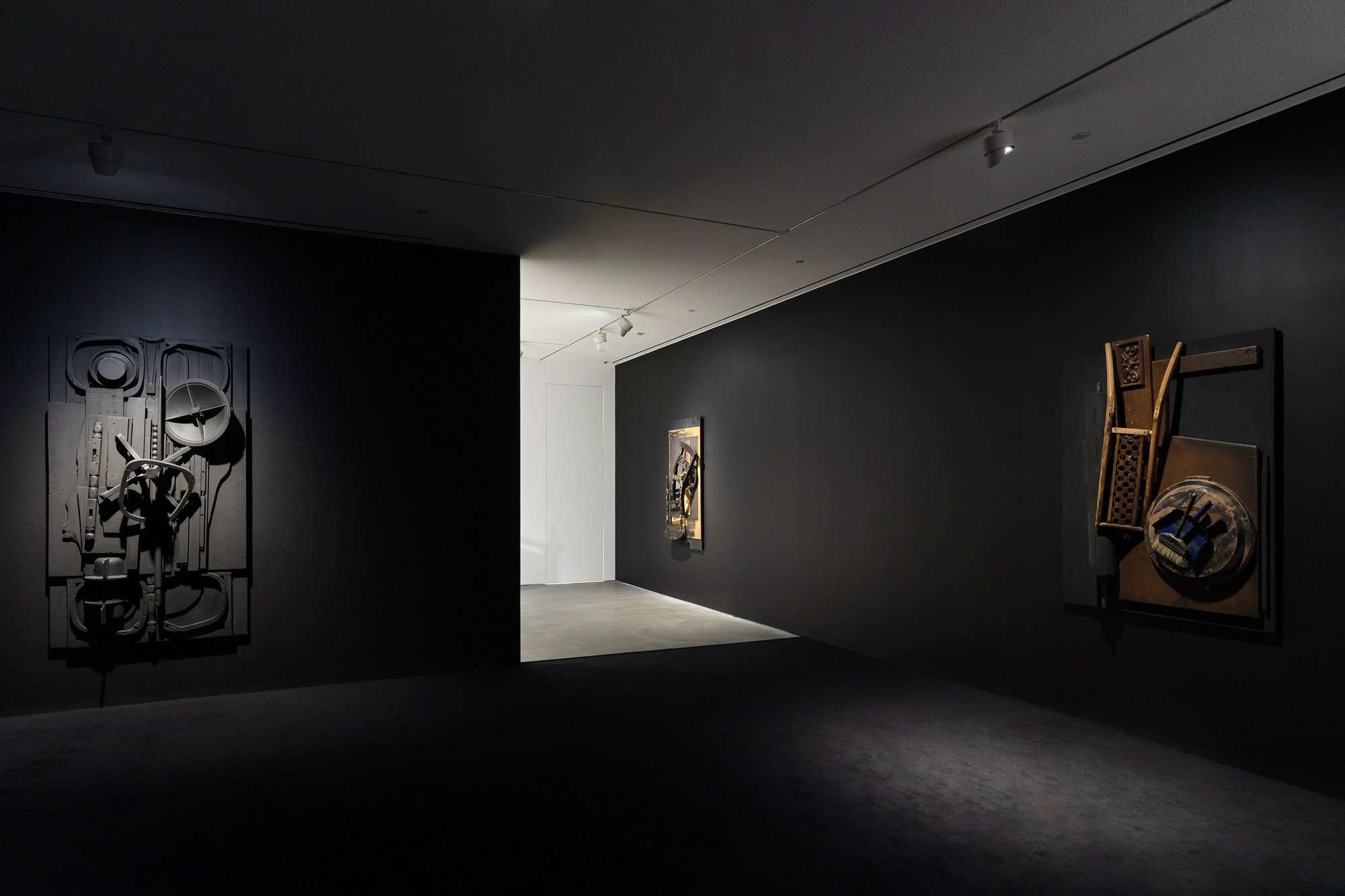 NEVELSON_YIN_XIUZHEN_INST_PA_2019_v06.jpg