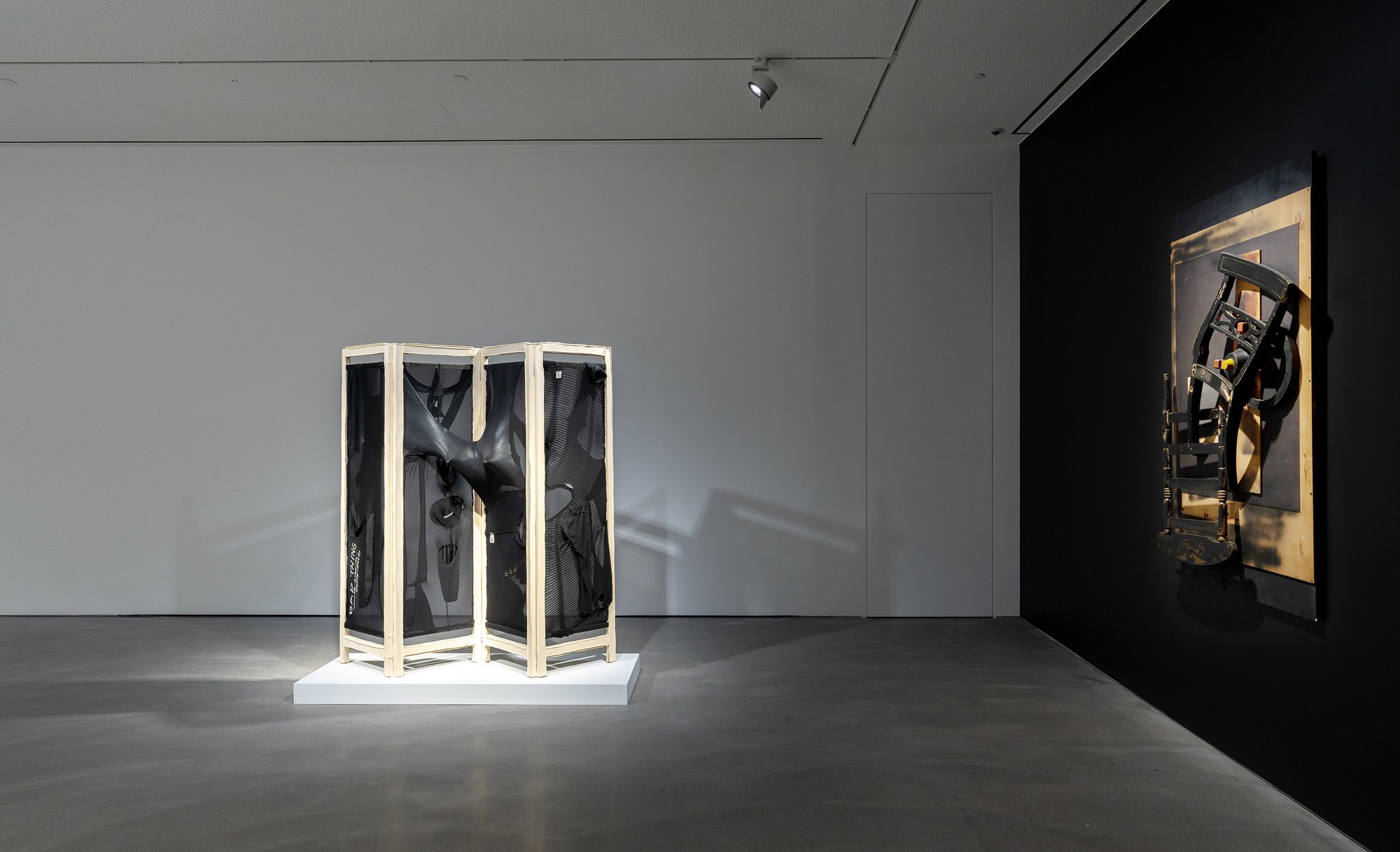 NEVELSON_YIN_XIUZHEN_INST_PA_2019_v11.jpg