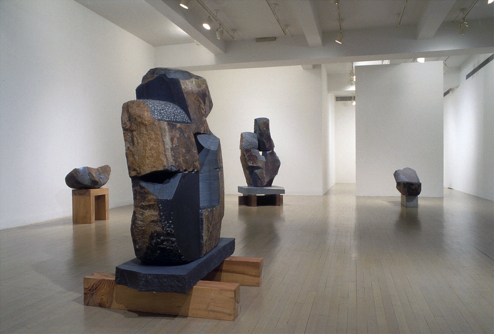 NOGUCHI_inst_1986_v1 copy.jpg