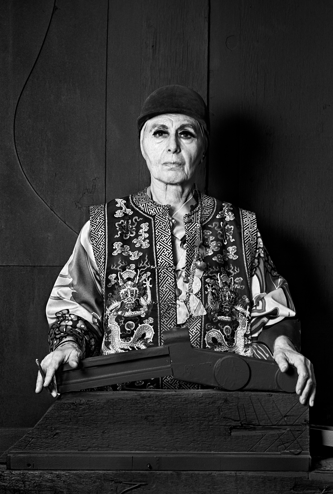 louise-nevelson-portrait.png