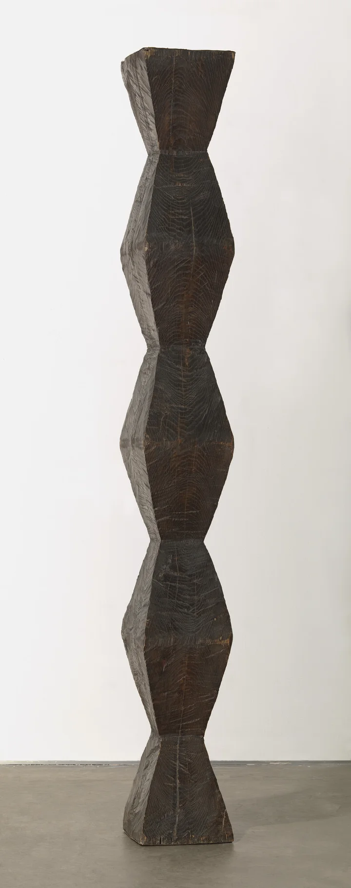 Constantin Brancusi — Endless Column,